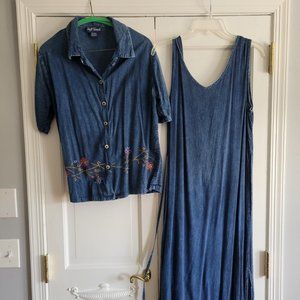 Ladies sleeveless long dress with matching short sleeve jacket